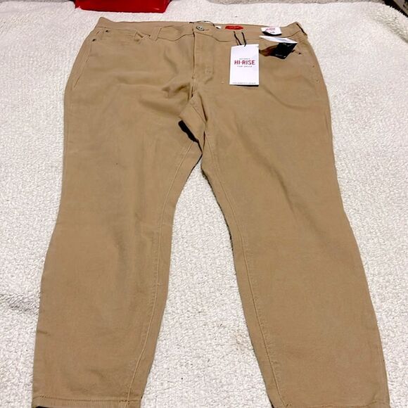 NWT- Celebrity Pink - 20. The Spice- High Rise Skinny - Picture 2 of 7